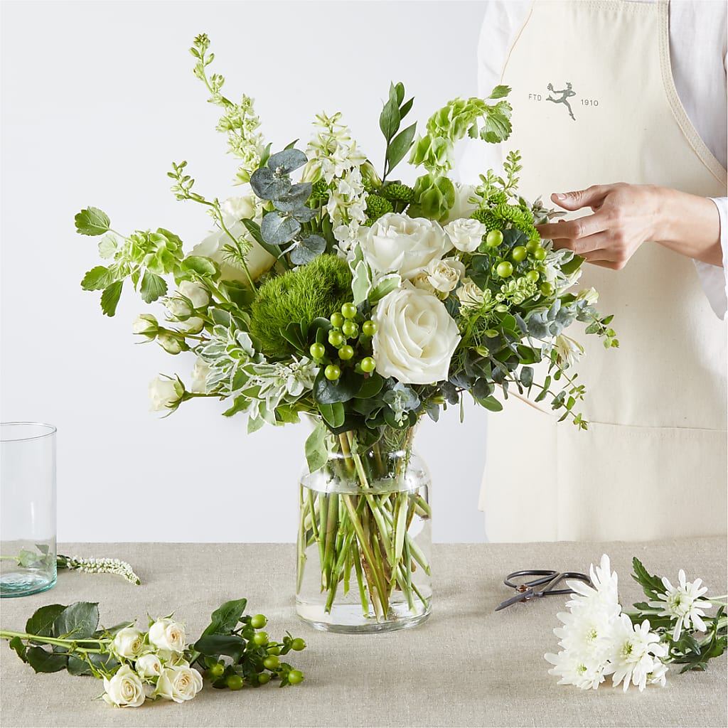 Irish Garden - A Florist Original – Sugardoll Florist, New York NY