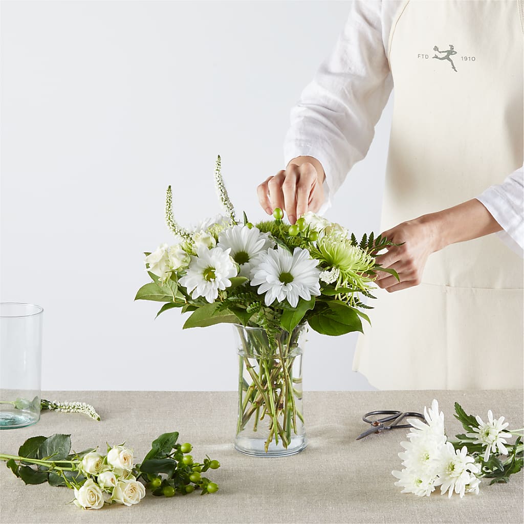 Irish Garden - A Florist Original – Sugardoll Florist, New York NY