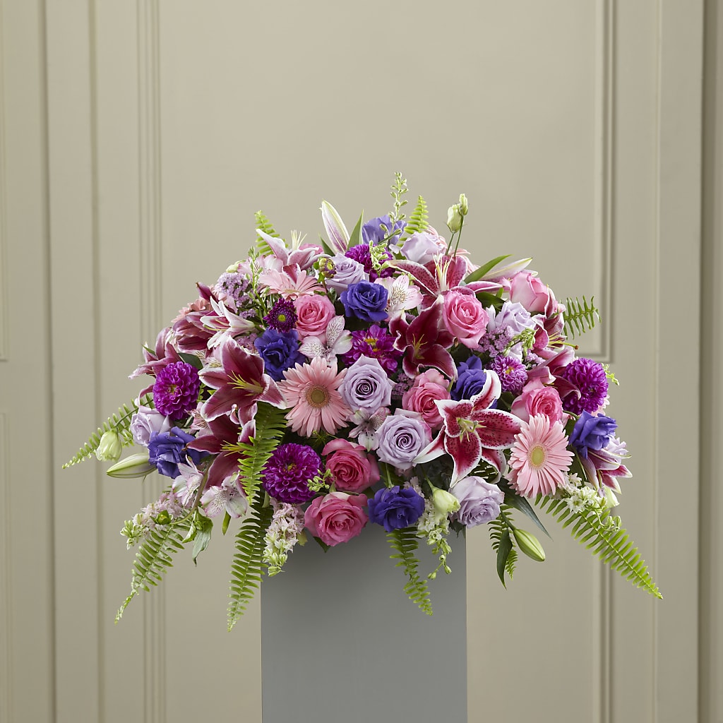 Fare Thee Well Pedestal – Sugardoll Florist, New York NY