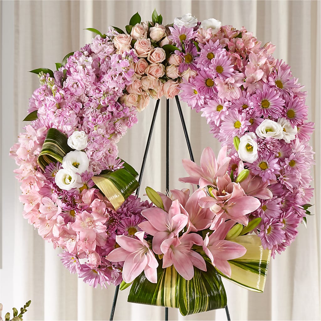 Gift of Warmth Wreath – Sugardoll Florist, New York NY