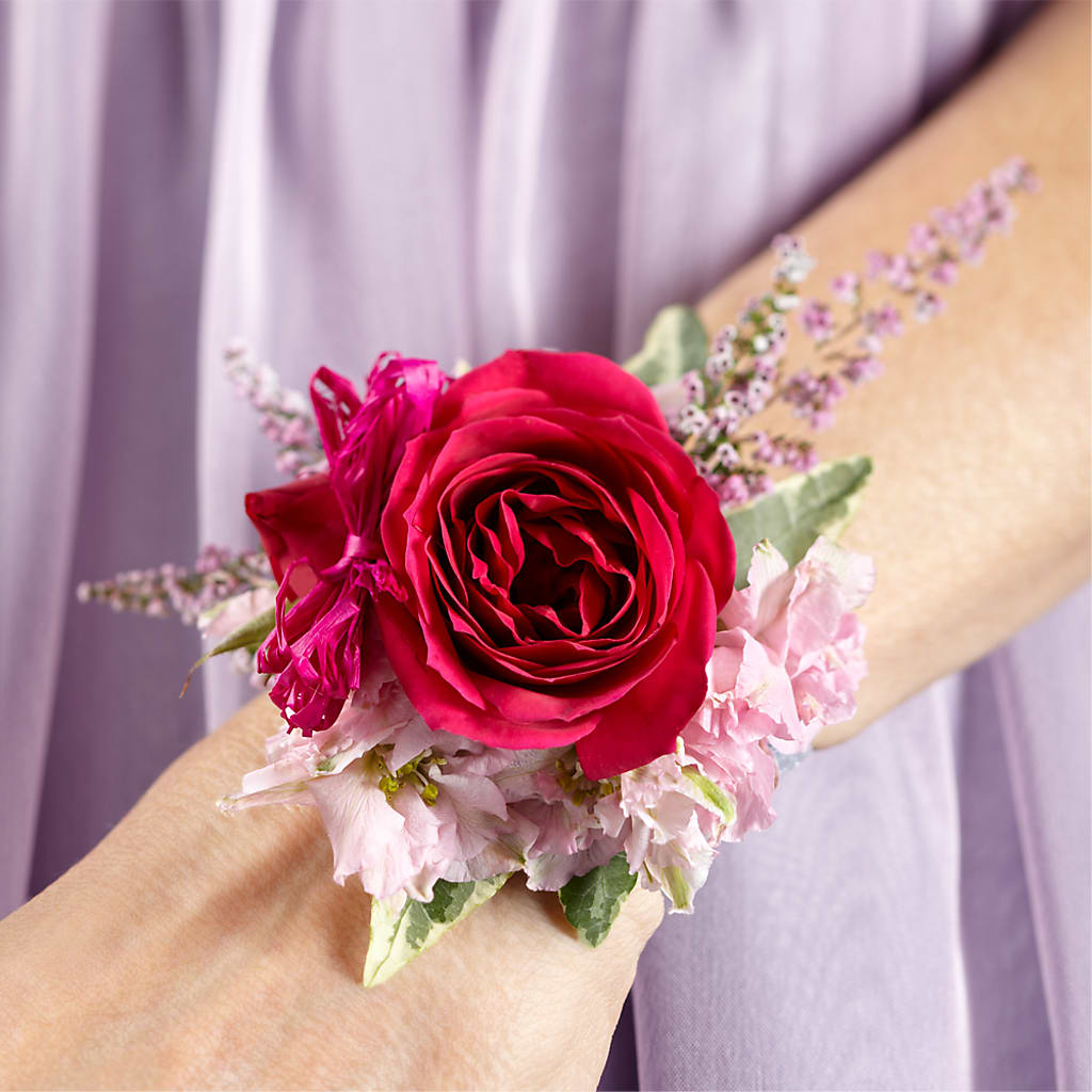 Rose Charm Corsage – Sugardoll Florist, New York NY