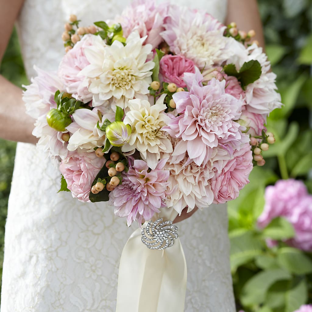 Heart's Promise Bouquet – Sugardoll Florist, New York NY