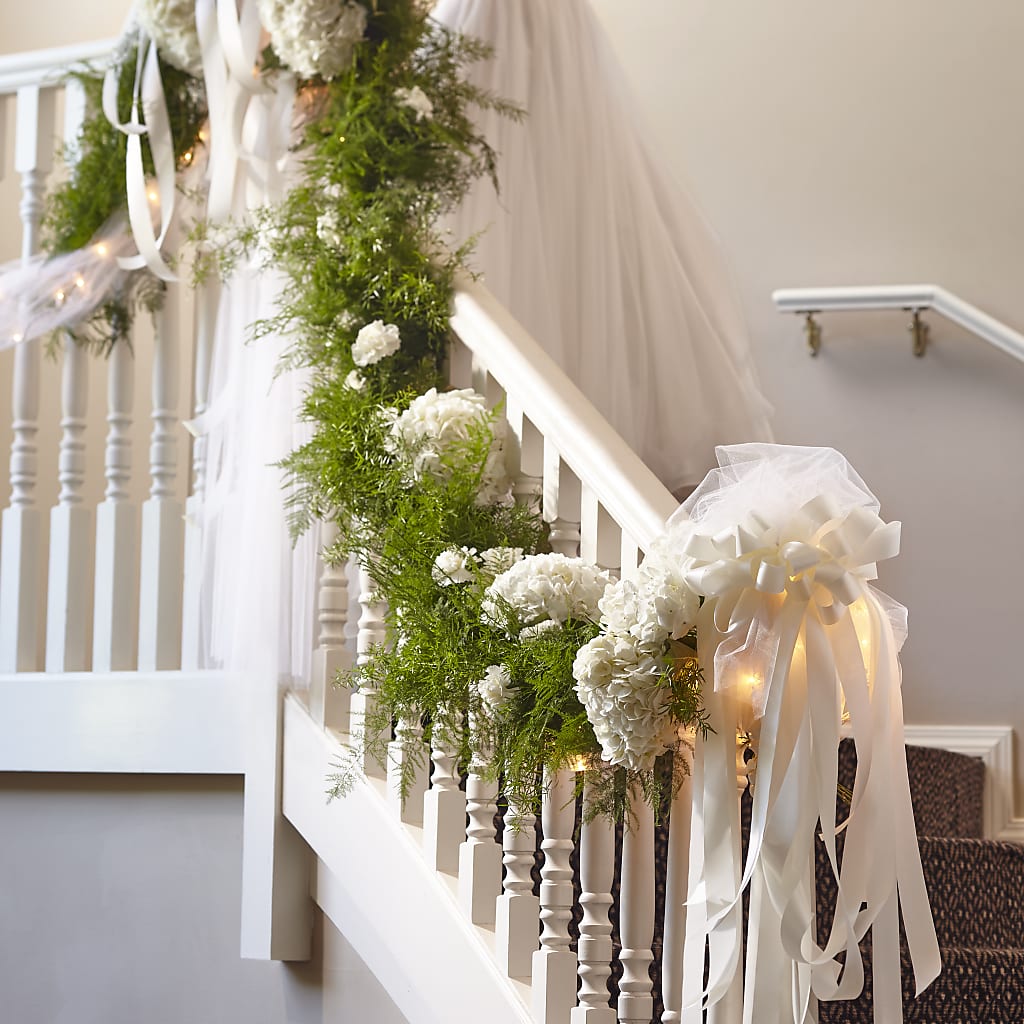 Champagne Dreams Garland – Sugardoll Florist, New York NY