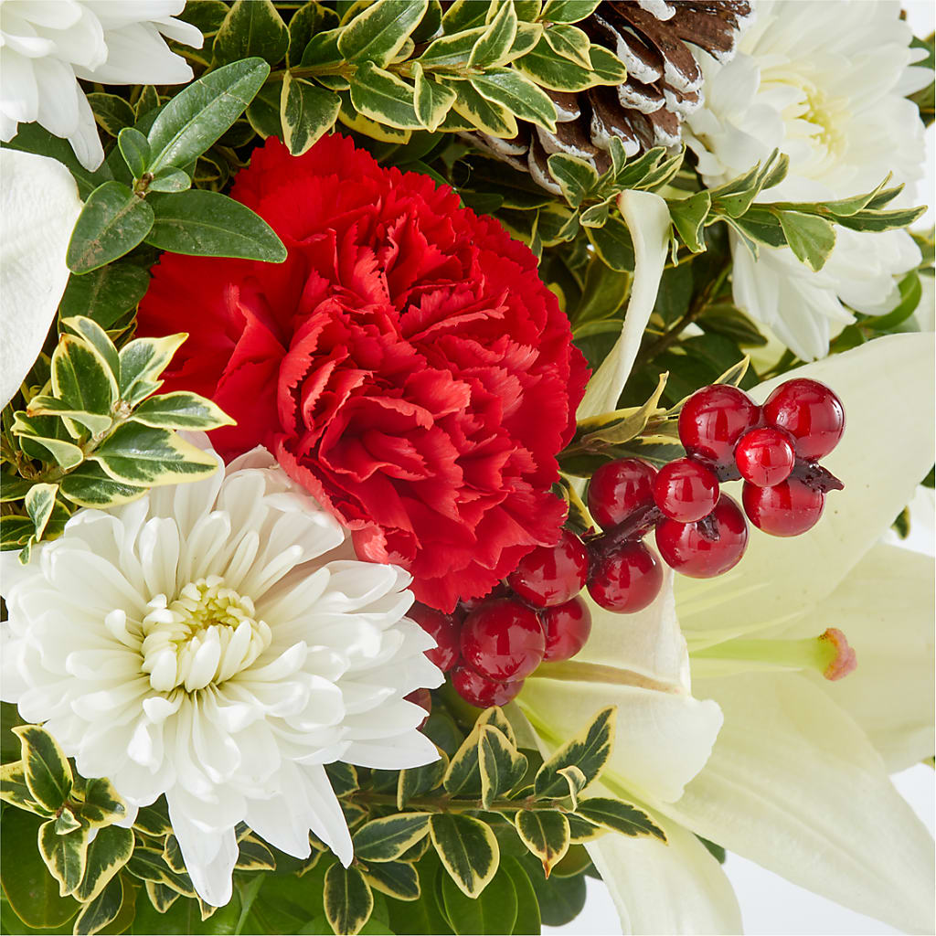 Festive Moments Tree –  Sugardoll Florist, New York NY