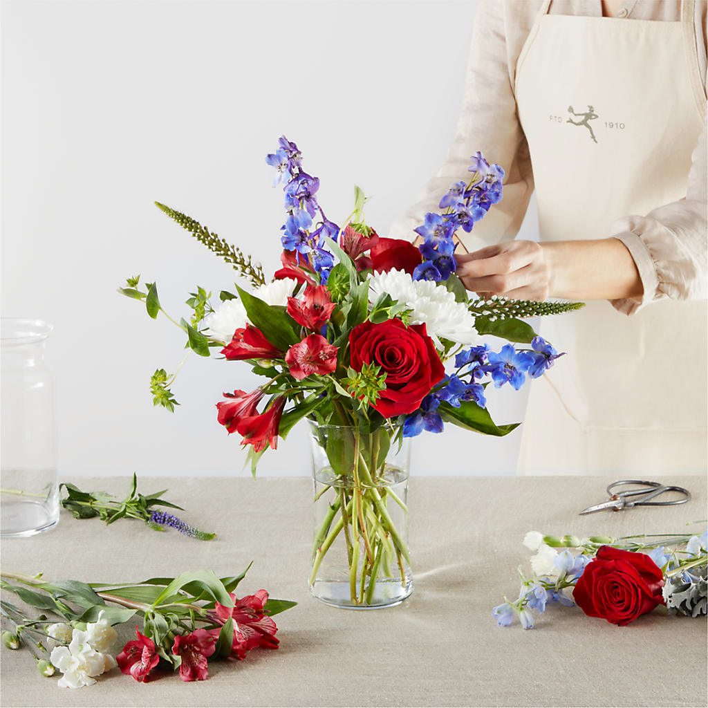 Star Spangled - A Florist Original –  Sugardoll Florist, New York NY