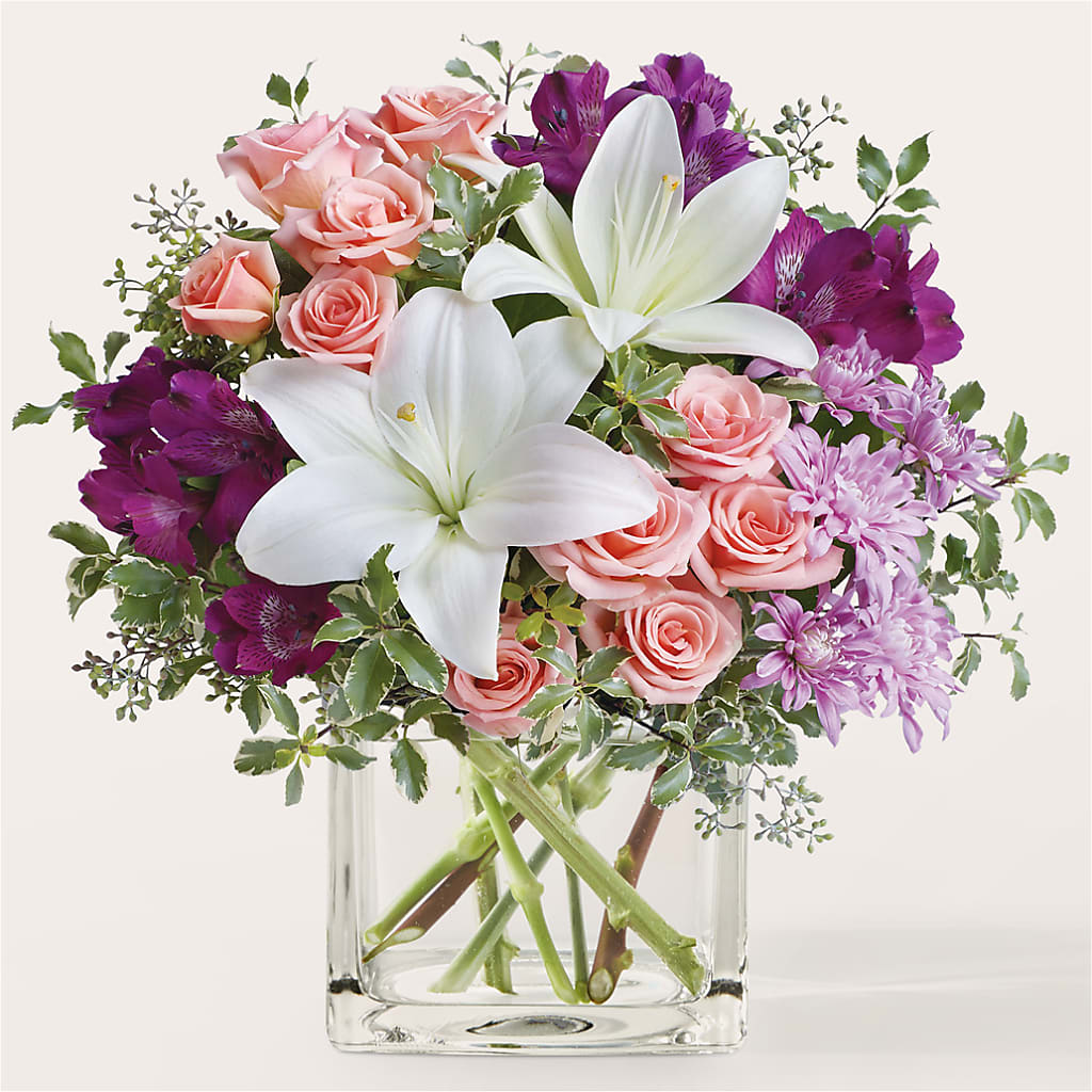 Mani Pedi Bouquet –  Sugardoll Florist, New York NY