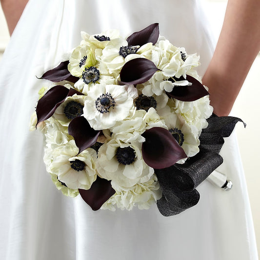To Have and To Hold Bouquet –  Sugardoll Florist, New York NY
