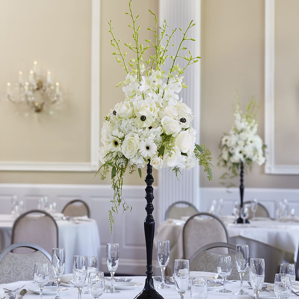 Regency Centerpiece –  Sugardoll Florist, New York NY
